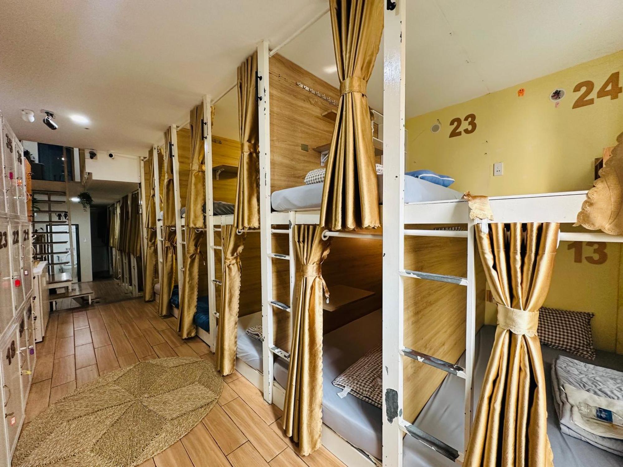Little Garden Hostel *